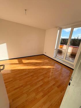 Foto - 2 Zimmer Wohnung mit Dachterasse, EBK, Duschbad in Heide zu vermieten