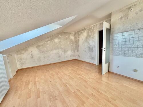 Foto - Dachgeschoßwohnung in Schwetzingen zur Miete