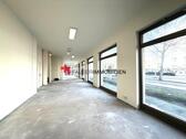 Foto - MITTE-MAUERPARK STORE MIT MAXIMALER SICHTBARKEIT! ERSTBEZUG 