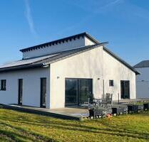 Modernes Einfamilienhaus Barrierefrei Pool PV Anlage - Chorin