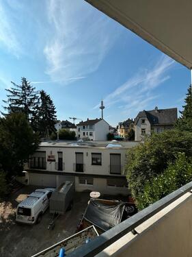 Foto - Helle 1-Zimmer-Wohnung mit Balkon und EBK in Frankfurt-Ginnheim