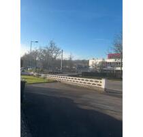 PKW-Außenstellplatz im Zentrum von Vellmar zu vermieten