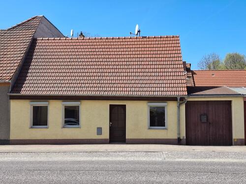 Foto - Zwei Häuser – ein Grundstück – viele Möglichkeiten