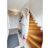 Kl. renoviertes Reiheneckhaus mit großem Garten - Renningen