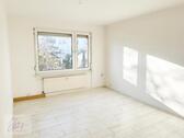 Foto - *** IHR NEUES ZUHAUSE WARTET – 3-RAUM-WOHNUNG IN ZEITHAIN MIT RENOVIERUNGSVORTEIL ZUR MIETE! ***