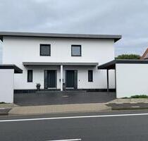 Die moderne, attraktive Doppelhaushälfte, Neubau, Erstbezug - Löhne