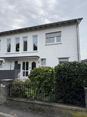 Foto - Attraktives & frisch renoviertes DH in sehr guter Lage