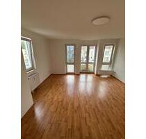 Schöne 1-Zimmer Wohnung, 35 m² mit Balkon, Stellplatz und Keller - Oldenburg Drielaker-Moor