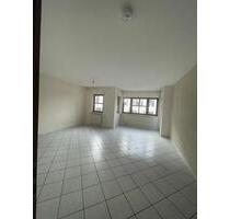 3-Zimmer-Wohnung mit Stellplatz & Einbauküche – 90 m² - Schlüchtern