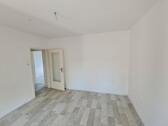 Foto - WG Zimmer im Haus Garten Balkon Badewanne NEU renoviert Einbauküc