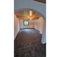 Zwei Etagen Wohnung in Völklingen Geislautern zu vermieten 5ZKB - Wadgassen