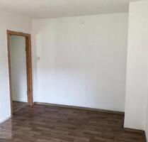 ***26m² KÖNNEN VÖLLIG AUSREICHEN*** 1-Raum-Wohnung mit Tageslichtbad und Wanne ab 052026 zu vermieten - Zeithain