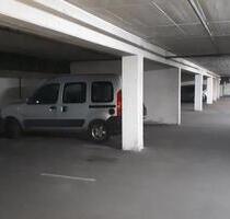 Zentraler Tiefgaragenstellplatz in Krefeld – provisionsfrei!