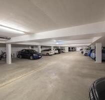 Sicherer Parkplatz im Zentrum Wedel Bahnhof zu vermieten