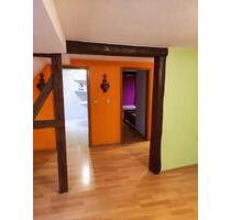 Mansardenwohnung teilmöbliert - 235,00&nbsp;EUR Kaltmiete, ca.&nbsp; 50,00&nbsp;m&sup2; in Stammbach (PLZ: 95236)