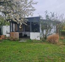 Kleingarten in Stendal abzugeben – sanierte Laube, 270 m²