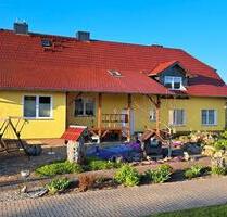 2-Raum-Wohnung im Doppelhaus - 623,00&nbsp;EUR Kaltmiete, ca.&nbsp; 84,00&nbsp;m&sup2; in Prenzlau (PLZ: 17291)