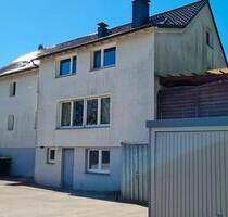 Rarität mit zwei Häusern und Halle, ideal für Selbständige etc.! - Velbert