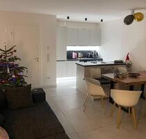 Moderne 2-Zimmer-Wohnung 63qm Terrasse, Stellplatz & Küche - Bergisch Gladbach Frankenforst