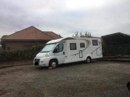 Foto - Biete Stellplatz für Wohnwagen Wohnmobile, befestigtem Schotter