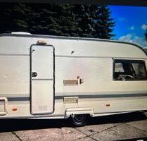 Biete Hallenstellplatz für einen Wohnwagen an - Creußen