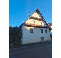 Einfamilienhaus mit großem Garten- renovierungsbedürftig - Burladingen