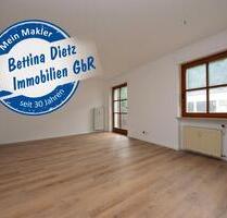 DIETZ: Neu-renovierte 1-Zimmer-Wohnung mit Balkon, Einbauküche, optionale Garage in Heigenbrücken!