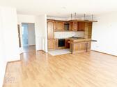 Foto - ***HELLE MAISONETTEWOHNUNG MIT BALKON*** individuellem Grundriss und Dachschrägen – Wohncharakter mit Flair in Riesa