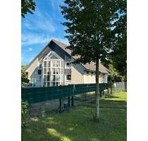 Haus + Gästehaus auf ca. 1.388 m² mit zusätzlichem Baugrundstück - Petershagen/Eggersdorf