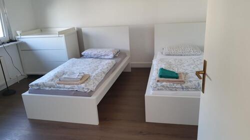 Foto - Einfamilienhaus in Schwalbach am Taunus zur Miete