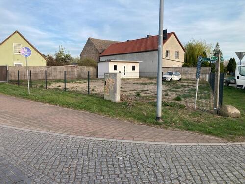 Foto - Gewerbegrundstück Autoplatz - 590,00 EUR Kaltmiete,