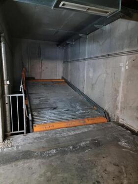 Foto - Tiefgaragenstellplatz in der Schweinauer Hauptstraße