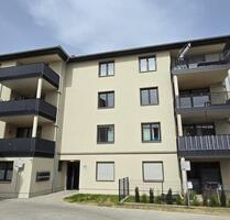 4 Raum Wohnung in Cottbus mit Balkon und Stellplatz