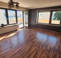 Helle 3-Zimmer-Wohnung, Stadtmitte mit riesen BalkonTiefgarage - Schwabach