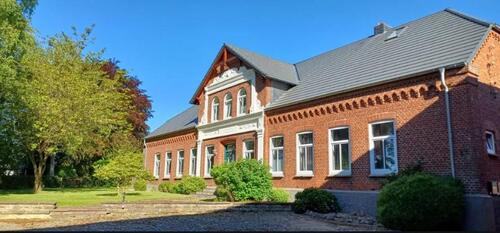 Foto - Moderne 3,5-Zimmer Dachgeschosswohnung mit Garten in Grundhof