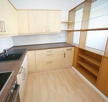 Tolle 3-Raumwohnung mit EBK + Fahrstuhl und Dusche - Eisleben (Lutherstadt)