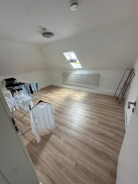 Foto - Möblierte 6er WG Zimmer mitten in Gießen