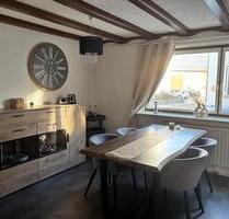 Mietshaus in Nüsttal zum 01.12.