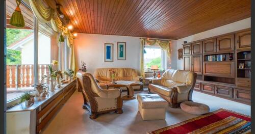 Foto - 9.5 Zimmer Einfamilienhaus in Schwalbach