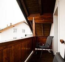 1 Zimmer Wohnung mit Balkon - 650,00&nbsp;EUR Kaltmiete, ca.&nbsp; 25,00&nbsp;m&sup2; in Vogtareuth (PLZ: 83569)