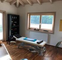 Praxis Büroräume zu vermieten - 550,00&nbsp;EUR Kaltmiete, ca.&nbsp; 60,00&nbsp;m&sup2; in Hemau (PLZ: 93155)