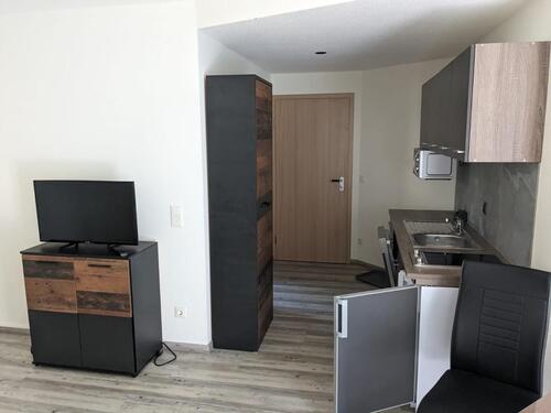 Foto - Frisch renovierte 1-Zimmer-Wohnung ab 01.06 zu vermieten