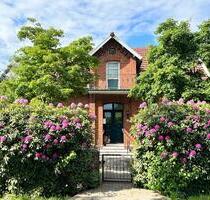 Historisches Kapitänshaus in Alleinlage - sofort beziehbar - Rhauderfehn