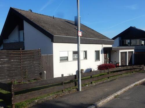 Foto - 7 Zimmer Einfamilienhaus zum Kaufen in Reutlingen