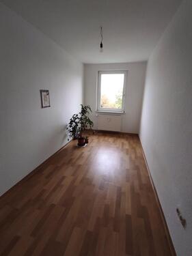Foto - 2 Zimmer Wohnung frei ab 15.10. +-