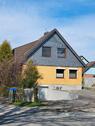 Foto - Ihr neues Familienglück: 1- bis 2-Familienhaus mit großem Garten