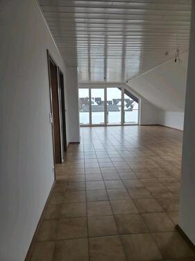 Foto - Helle DG- Wohnung in Alzenau (92m²) - 3 Zimmer, mit EBK