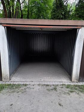 Foto - Garage auf Privatgrundstück - 100,00 EUR Miete,