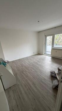 Foto - 2 Zimmer in einer 3 Zimmer Wohnung zu vermieten