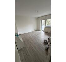 2 Zimmer in einer 3 Zimmer Wohnung zu vermieten - Berlin Neukölln